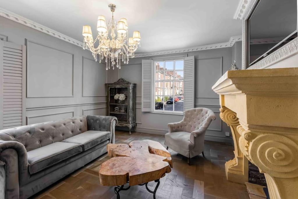 Centre Georgian Townhouse * Liverpool